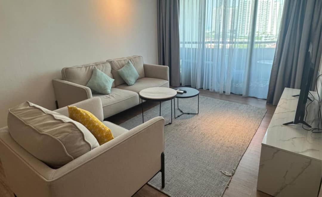 Century Bay Private Residences Sungai Dua Bukit Exteriör bild