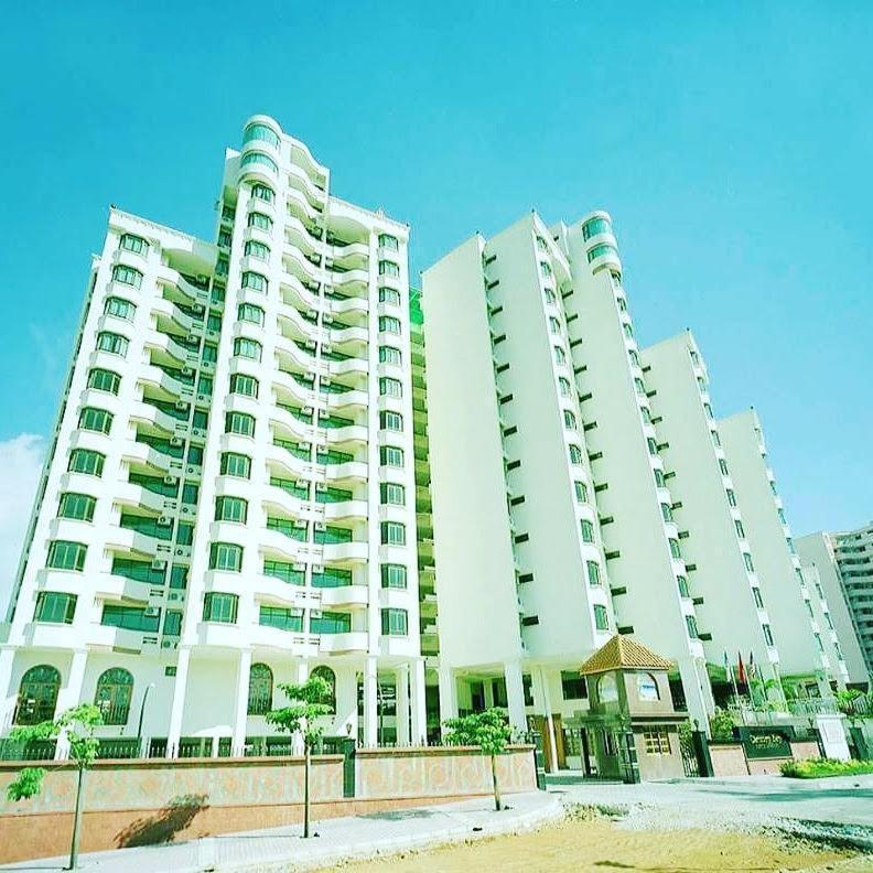Century Bay Private Residences Sungai Dua Bukit Exteriör bild